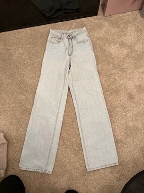 Brandy Melville Light Blue High-Rise Women’s Jeans